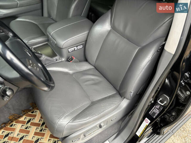 Черный Лексус ЛХ, объемом двигателя 5.7 л и пробегом 325 тыс. км за 23900 $, фото 8 на Automoto.ua