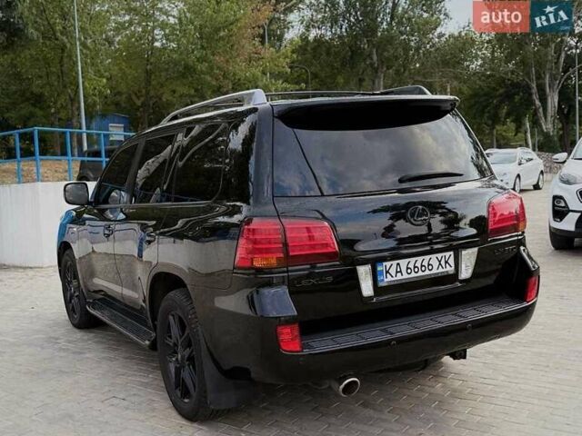 Черный Лексус ЛХ, объемом двигателя 5.7 л и пробегом 220 тыс. км за 27500 $, фото 5 на Automoto.ua