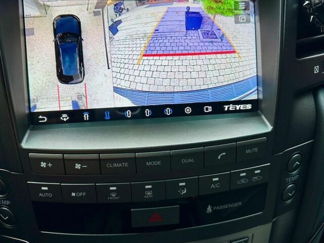 Черный Лексус ЛХ, объемом двигателя 5.7 л и пробегом 116 тыс. км за 32000 $, фото 8 на Automoto.ua