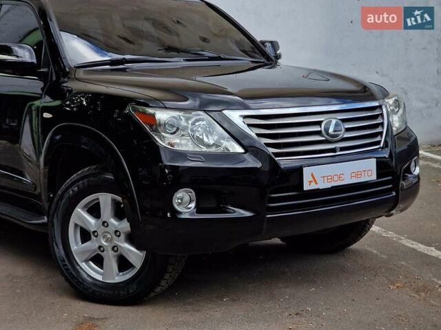 Черный Лексус ЛХ, объемом двигателя 5.66 л и пробегом 462 тыс. км за 21990 $, фото 10 на Automoto.ua
