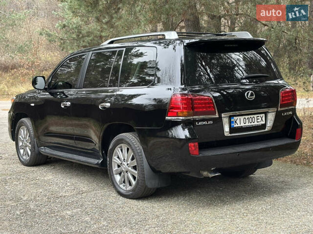 Черный Лексус ЛХ, объемом двигателя 5.7 л и пробегом 325 тыс. км за 23900 $, фото 4 на Automoto.ua