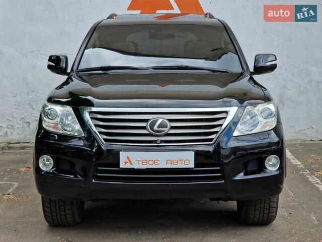 Черный Лексус ЛХ, объемом двигателя 5.66 л и пробегом 462 тыс. км за 21990 $, фото 2 на Automoto.ua