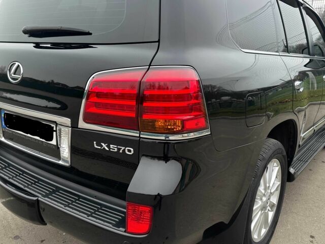 Чорний Лексус ЛХ, об'ємом двигуна 5.7 л та пробігом 74 тис. км за 39400 $, фото 6 на Automoto.ua