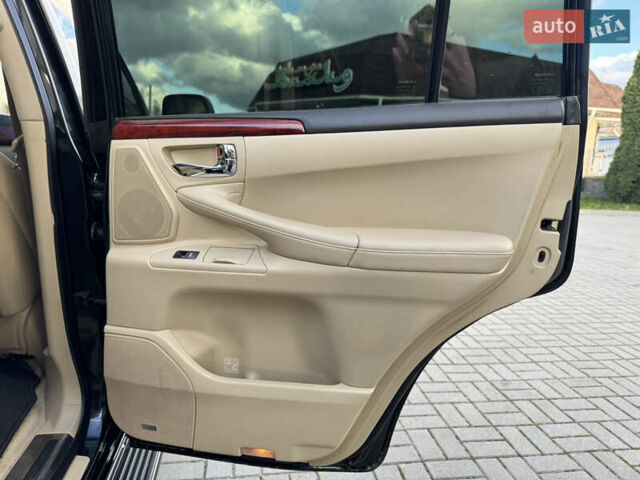 Чорний Лексус ЛХ, об'ємом двигуна 5.7 л та пробігом 233 тис. км за 21900 $, фото 25 на Automoto.ua