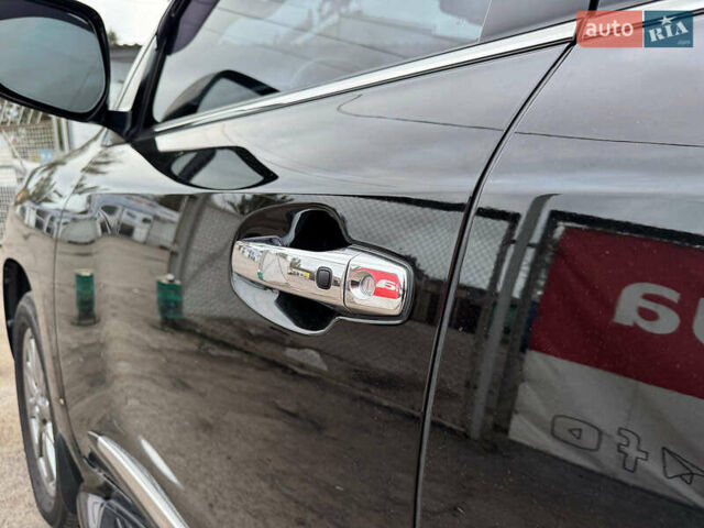 Лексус ЛХ 2008 у Запоріжжя на Automoto.ua Чорний Лексус ЛХ, об'ємом двигуна 5.7 л та пробігом 199 тис. км за 26690 $, фото 11 на Automoto.ua