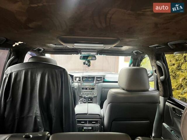 Черный Лексус ЛХ, объемом двигателя 5.66 л и пробегом 234 тыс. км за 34999 $, фото 28 на Automoto.ua