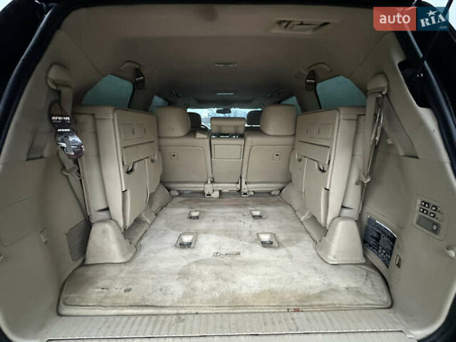 Черный Лексус ЛХ, объемом двигателя 5.66 л и пробегом 263 тыс. км за 19999 $, фото 49 на Automoto.ua