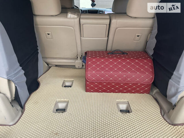 Чорний Лексус ЛХ, об'ємом двигуна 5.7 л та пробігом 172 тис. км за 25000 $, фото 14 на Automoto.ua