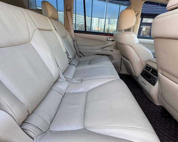 Черный Лексус ЛХ, объемом двигателя 5.66 л и пробегом 200 тыс. км за 25999 $, фото 29 на Automoto.ua