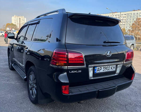 Черный Лексус ЛХ, объемом двигателя 5.66 л и пробегом 200 тыс. км за 25999 $, фото 5 на Automoto.ua