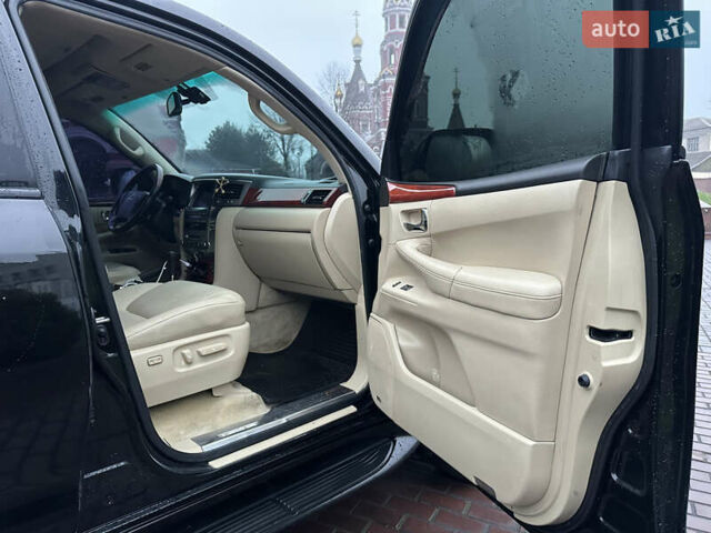 Черный Лексус ЛХ, объемом двигателя 5.7 л и пробегом 263 тыс. км за 21000 $, фото 23 на Automoto.ua