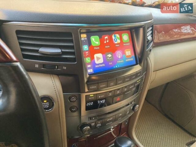 Чорний Лексус ЛХ, об'ємом двигуна 5.66 л та пробігом 251 тис. км за 18000 $, фото 9 на Automoto.ua