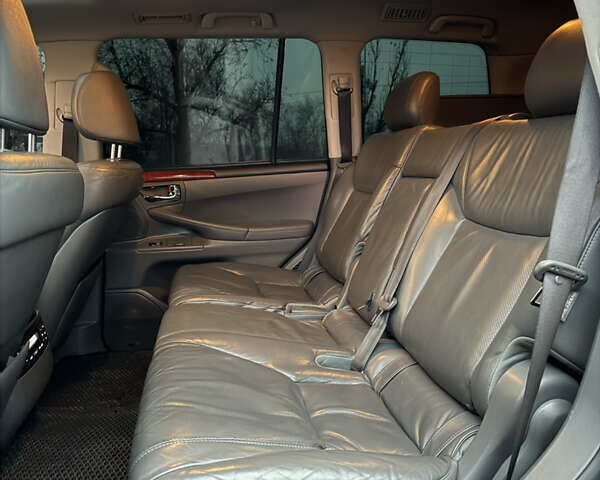 Чорний Лексус ЛХ, об'ємом двигуна 5.66 л та пробігом 350 тис. км за 23200 $, фото 17 на Automoto.ua