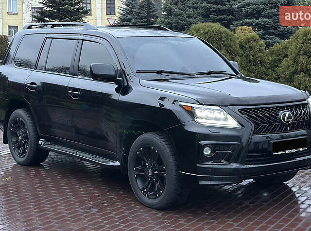 Чорний Лексус ЛХ, об'ємом двигуна 5.66 л та пробігом 262 тис. км за 18999 $, фото 9 на Automoto.ua