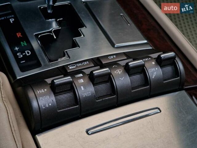 Черный Лексус ЛХ, объемом двигателя 5.66 л и пробегом 462 тыс. км за 21990 $, фото 54 на Automoto.ua