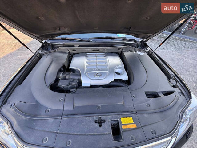 Черный Лексус ЛХ, объемом двигателя 5.66 л и пробегом 200 тыс. км за 25999 $, фото 39 на Automoto.ua