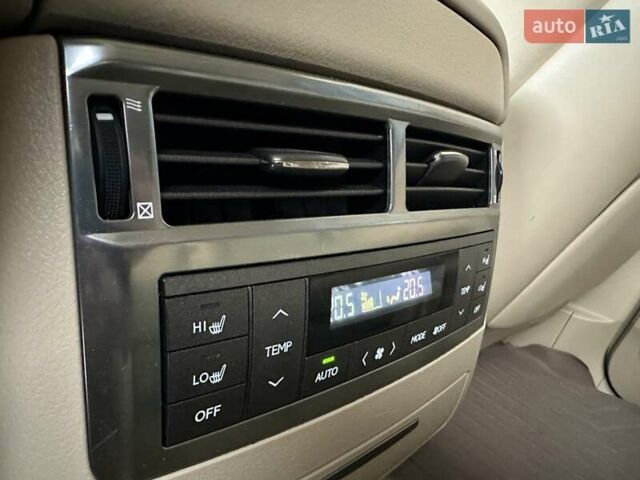 Чорний Лексус ЛХ, об'ємом двигуна 5.7 л та пробігом 230 тис. км за 23900 $, фото 50 на Automoto.ua