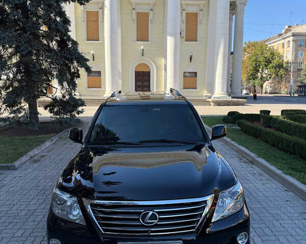 Чорний Лексус ЛХ, об'ємом двигуна 5.66 л та пробігом 250 тис. км за 24999 $, фото 7 на Automoto.ua