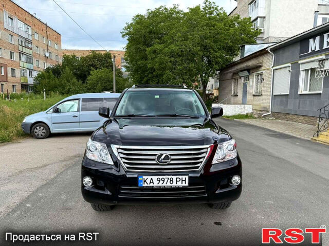 Черный Лексус ЛХ, объемом двигателя 5.7 л и пробегом 107 тыс. км за 33600 $, фото 1 на Automoto.ua