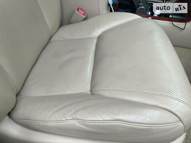 Чорний Лексус ЛХ, об'ємом двигуна 5.7 л та пробігом 172 тис. км за 25000 $, фото 18 на Automoto.ua