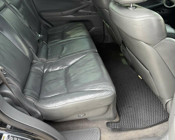 Черный Лексус ЛХ, объемом двигателя 5.66 л и пробегом 322 тыс. км за 21700 $, фото 17 на Automoto.ua
