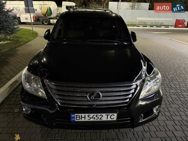 Черный Лексус ЛХ, объемом двигателя 5.7 л и пробегом 267 тыс. км за 23800 $, фото 12 на Automoto.ua