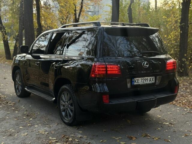 Лексус ЛХ 2008 у Павлограде на Automoto.ua Чорний Лексус ЛХ, об'ємом двигуна 5.7 л та пробігом 280 тис. км за 23000 $, фото 6 на Automoto.ua