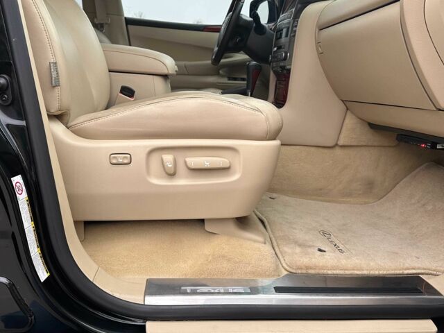 Чорний Лексус ЛХ, об'ємом двигуна 5.7 л та пробігом 74 тис. км за 39400 $, фото 15 на Automoto.ua