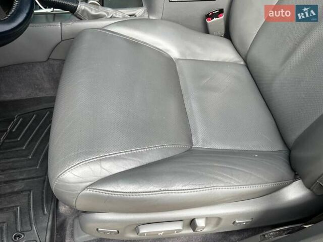 Черный Лексус ЛХ, объемом двигателя 5.66 л и пробегом 234 тыс. км за 34999 $, фото 19 на Automoto.ua