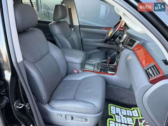 Черный Лексус ЛХ, объемом двигателя 5.69 л и пробегом 160 тыс. км за 26990 $, фото 66 на Automoto.ua