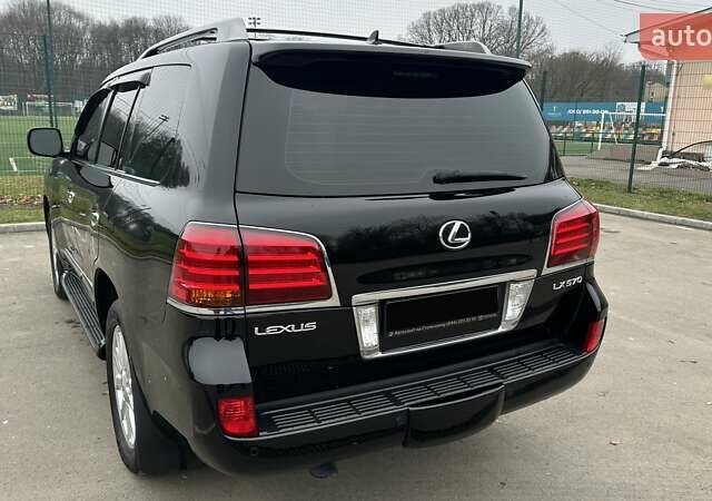 Чорний Лексус ЛХ, об'ємом двигуна 5.66 л та пробігом 74 тис. км за 39400 $, фото 8 на Automoto.ua