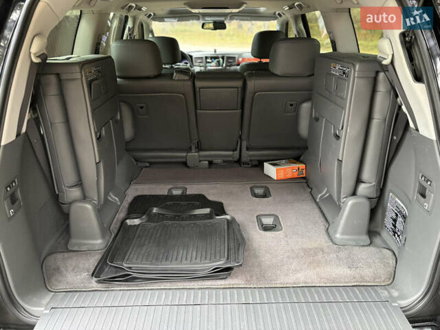 Черный Лексус ЛХ, объемом двигателя 5.7 л и пробегом 325 тыс. км за 23900 $, фото 22 на Automoto.ua