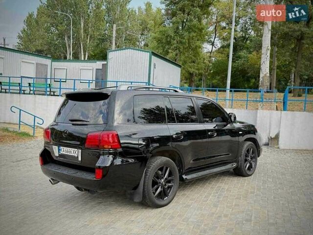 Черный Лексус ЛХ, объемом двигателя 5.7 л и пробегом 220 тыс. км за 27500 $, фото 3 на Automoto.ua
