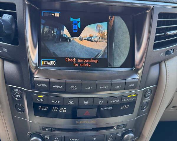 Черный Лексус ЛХ, объемом двигателя 5.66 л и пробегом 200 тыс. км за 25999 $, фото 38 на Automoto.ua