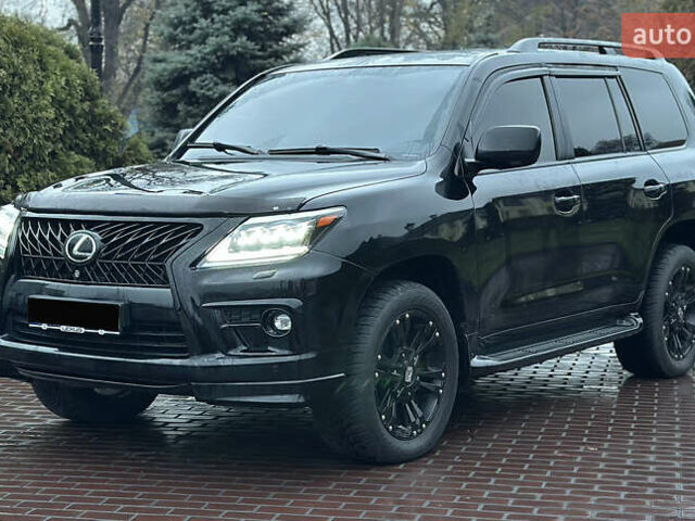 Чорний Лексус ЛХ, об'ємом двигуна 5.66 л та пробігом 262 тис. км за 18999 $, фото 4 на Automoto.ua
