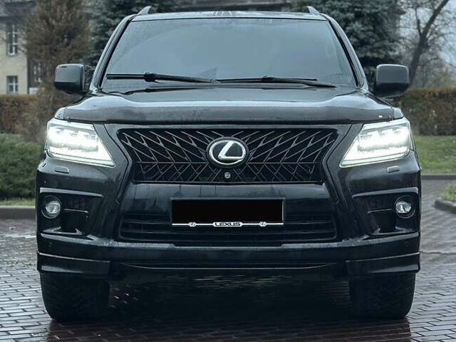 Чорний Лексус ЛХ, об'ємом двигуна 5.66 л та пробігом 262 тис. км за 18999 $, фото 5 на Automoto.ua