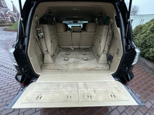 Чорний Лексус ЛХ, об'ємом двигуна 5.7 л та пробігом 262 тис. км за 19999 $, фото 17 на Automoto.ua