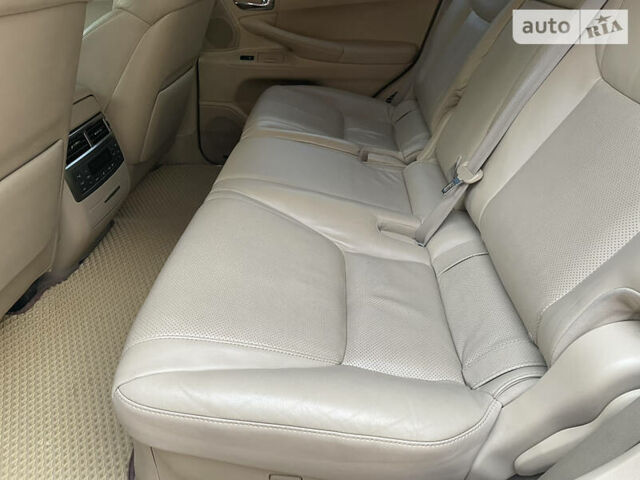 Чорний Лексус ЛХ, об'ємом двигуна 5.7 л та пробігом 172 тис. км за 25000 $, фото 9 на Automoto.ua