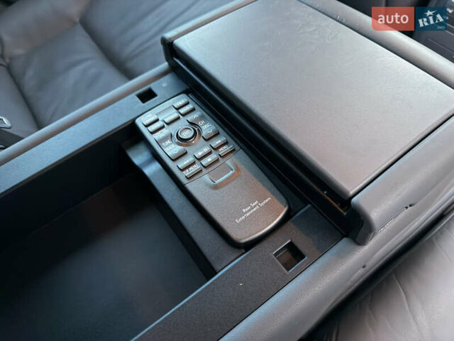 Черный Лексус ЛХ, объемом двигателя 5.69 л и пробегом 160 тыс. км за 26990 $, фото 20 на Automoto.ua