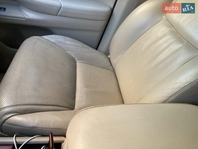 Чорний Лексус ЛХ, об'ємом двигуна 5.66 л та пробігом 251 тис. км за 18000 $, фото 10 на Automoto.ua