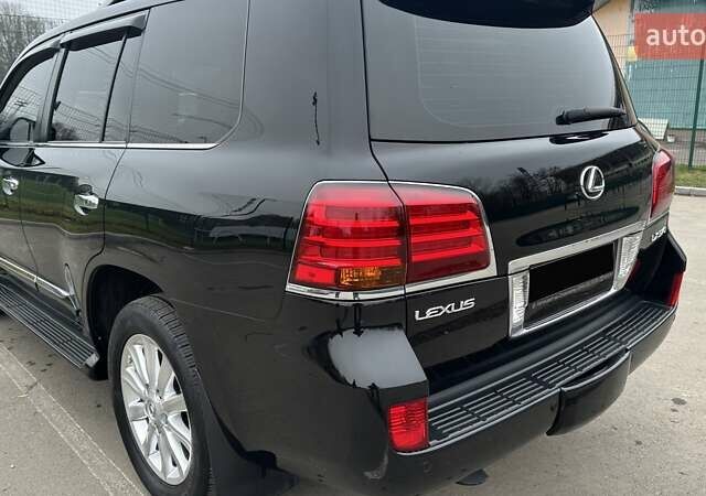 Чорний Лексус ЛХ, об'ємом двигуна 5.66 л та пробігом 74 тис. км за 39400 $, фото 16 на Automoto.ua