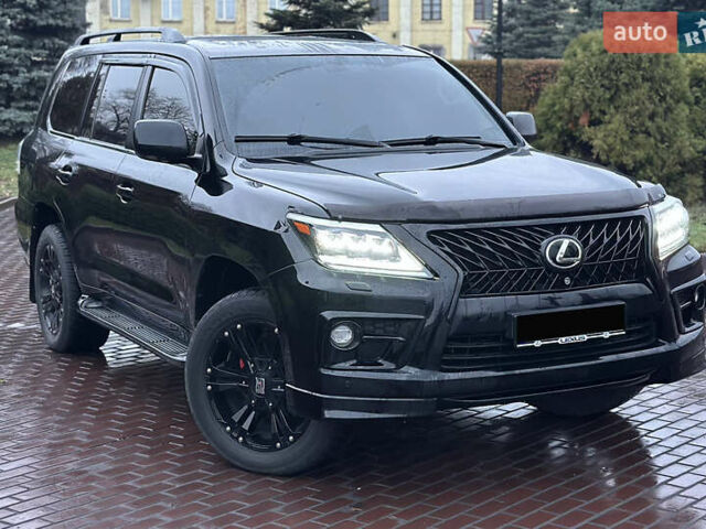 Чорний Лексус ЛХ, об'ємом двигуна 5.66 л та пробігом 262 тис. км за 18999 $, фото 7 на Automoto.ua