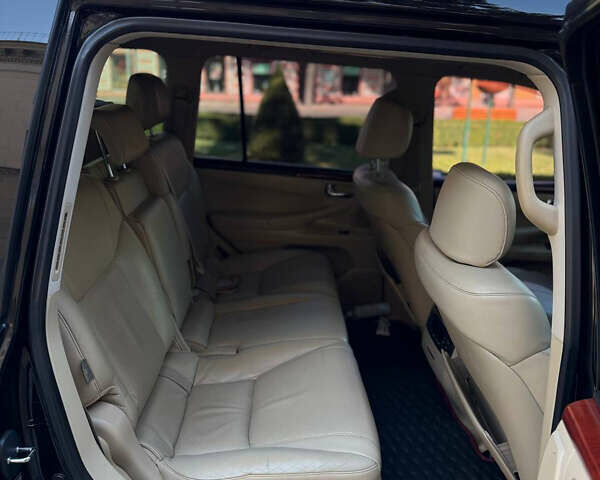 Черный Лексус ЛХ, объемом двигателя 5.66 л и пробегом 253 тыс. км за 26000 $, фото 9 на Automoto.ua