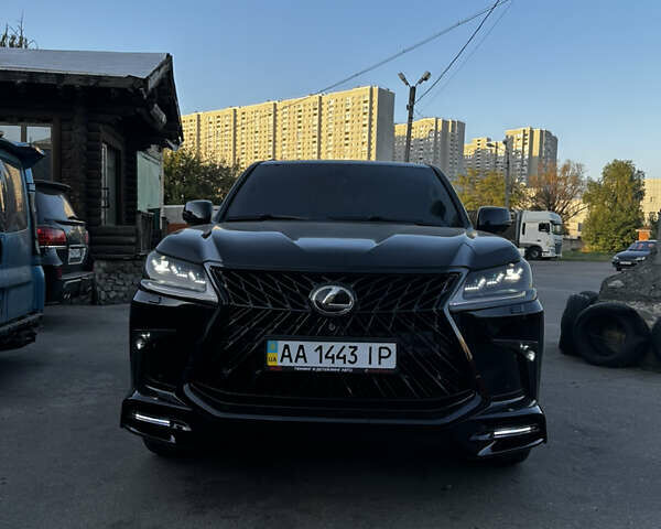 Чорний Лексус ЛХ, об'ємом двигуна 0 л та пробігом 350 тис. км за 33999 $, фото 1 на Automoto.ua