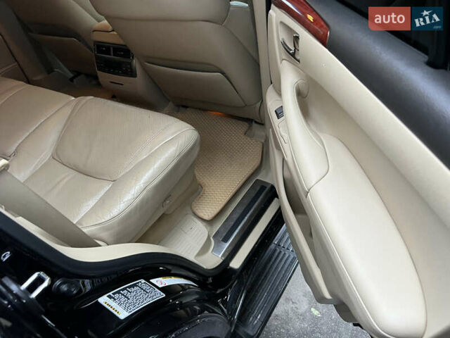 Чорний Лексус ЛХ, об'ємом двигуна 5.66 л та пробігом 300 тис. км за 24500 $, фото 8 на Automoto.ua