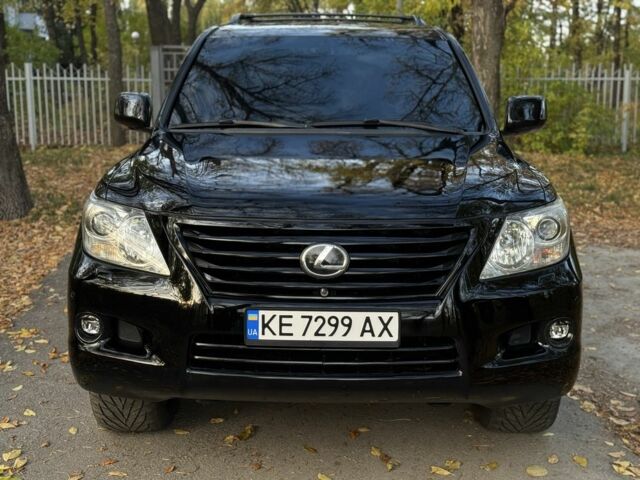 Лексус ЛХ 2008 у Павлограде на Automoto.ua Чорний Лексус ЛХ, об'ємом двигуна 5.7 л та пробігом 280 тис. км за 23000 $, фото 1 на Automoto.ua