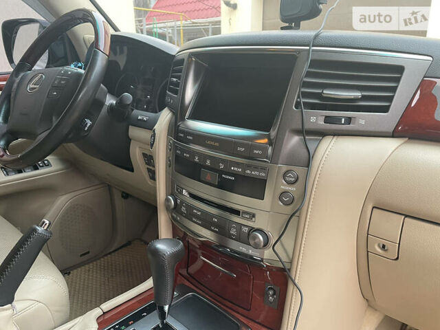Чорний Лексус ЛХ, об'ємом двигуна 5.7 л та пробігом 172 тис. км за 25000 $, фото 15 на Automoto.ua