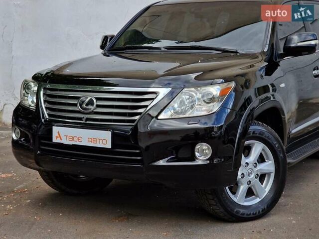 Черный Лексус ЛХ, объемом двигателя 5.66 л и пробегом 462 тыс. км за 21990 $, фото 15 на Automoto.ua