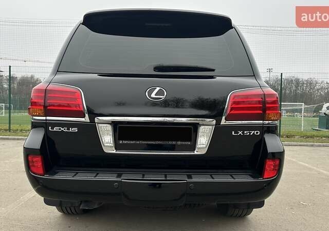 Чорний Лексус ЛХ, об'ємом двигуна 5.66 л та пробігом 74 тис. км за 39400 $, фото 13 на Automoto.ua