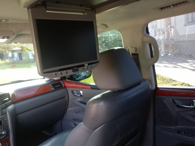 Черный Лексус ЛХ, объемом двигателя 0 л и пробегом 333 тыс. км за 27000 $, фото 5 на Automoto.ua